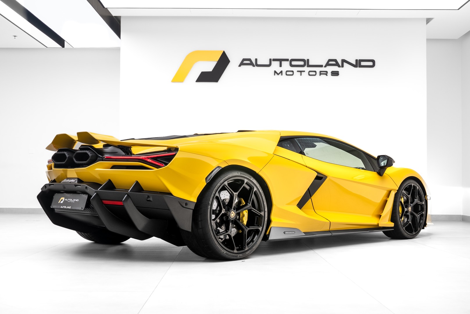 2025 LAMBORGHINI REVUELTO - 485